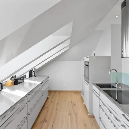 Exklusives Traum-penthouse Mit Wasserblick & Wellness Apartment *