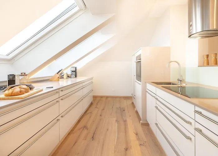 Exklusives Traum-penthouse Mit Wasserblick & Wellness Apartment